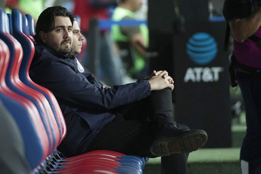 Amaury Vergara descartó la posibilidad de tener a Miguel Herrera en Chivas. (Foto: Imago7)