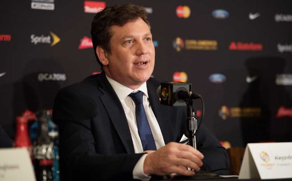 El presidente de Conmebol, Alejandro Dominguez, mostró su molestia. Foto: Mexsport