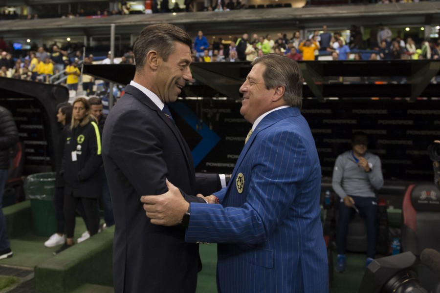 Caixinha y Herrera vivieron varias polémicas durante el paso del portugués en la Liga MX. FOTO: Mexsport.