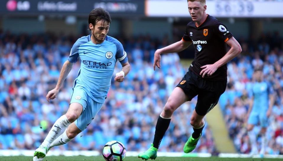David Silva en un juego con el Manchester City.