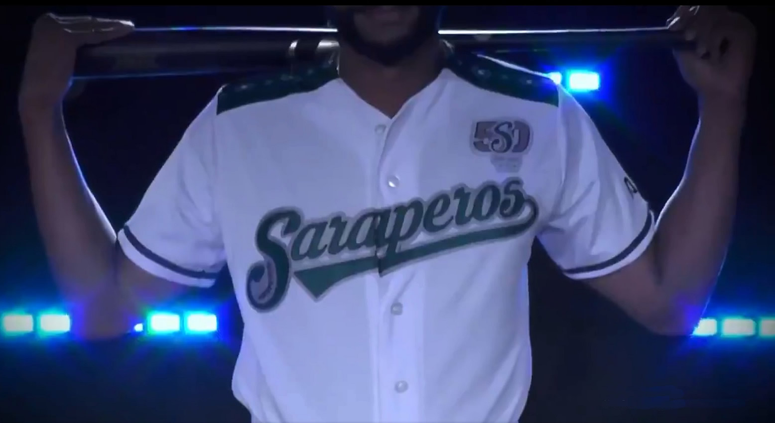 Otro vistazo al jersey con los colores clásicos