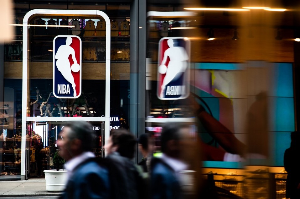 La NBA toma medidas ante la pandemia de covid-19. (Foto: AFP)