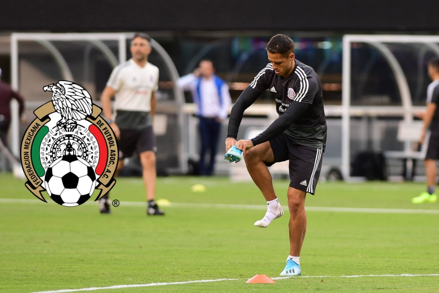 El mal estados de las canchas de futbol en Estados Unidos ha sido una constante queja de los jugadores aztecas. FOTO: Mexsport.