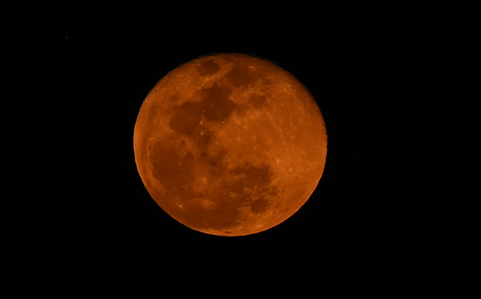 La Luna será nuevamente explorada dentro de cuatro años. (Foto: AFP)