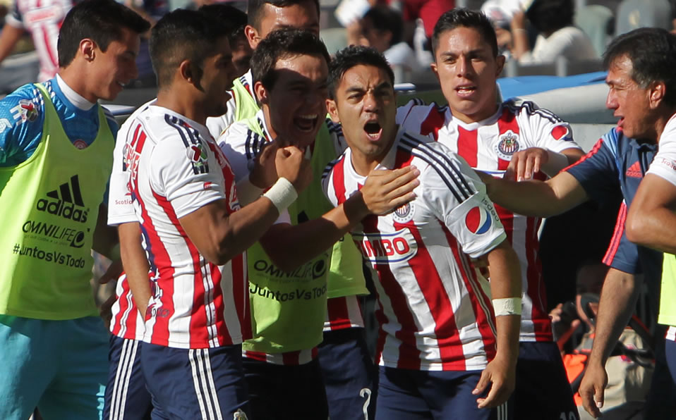 Marco Fabián le clavó tres goles al Atlas en un duelo de cuartos de final (Imago7)
