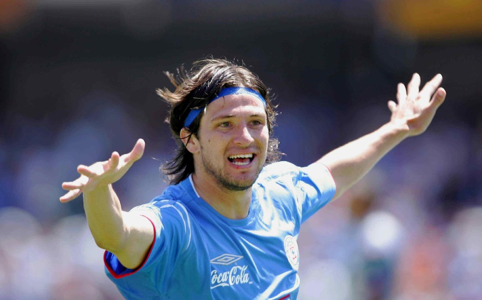 Gabriel Pereyra: llegó en el 2005 con un juego que cautivó a los seguidores cementeros, pero insuficiente para la directiva. (Mexsport)