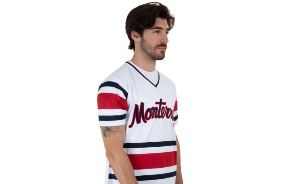 Otra camisola debutante este 2020, con un estilo retro