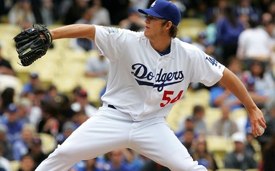 Gracias a un mexicano, Clayton Kershaw debutó en Grandes Ligas