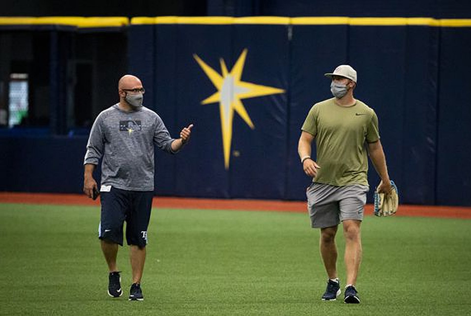 Para sonreír: los Rays ya entrenaron en casa...