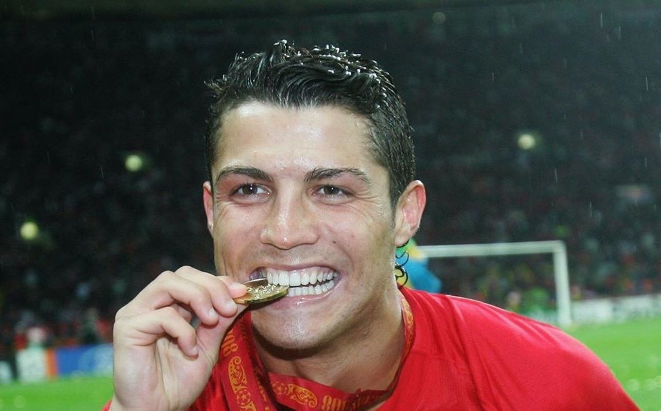 Corto y sencillo. Ronaldo también se ha visto así
