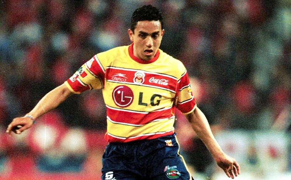 Heriberto Ramón Morales | Defensa | Comenzó su carrera con Monarcas, estuvo siete años y fue campeón.