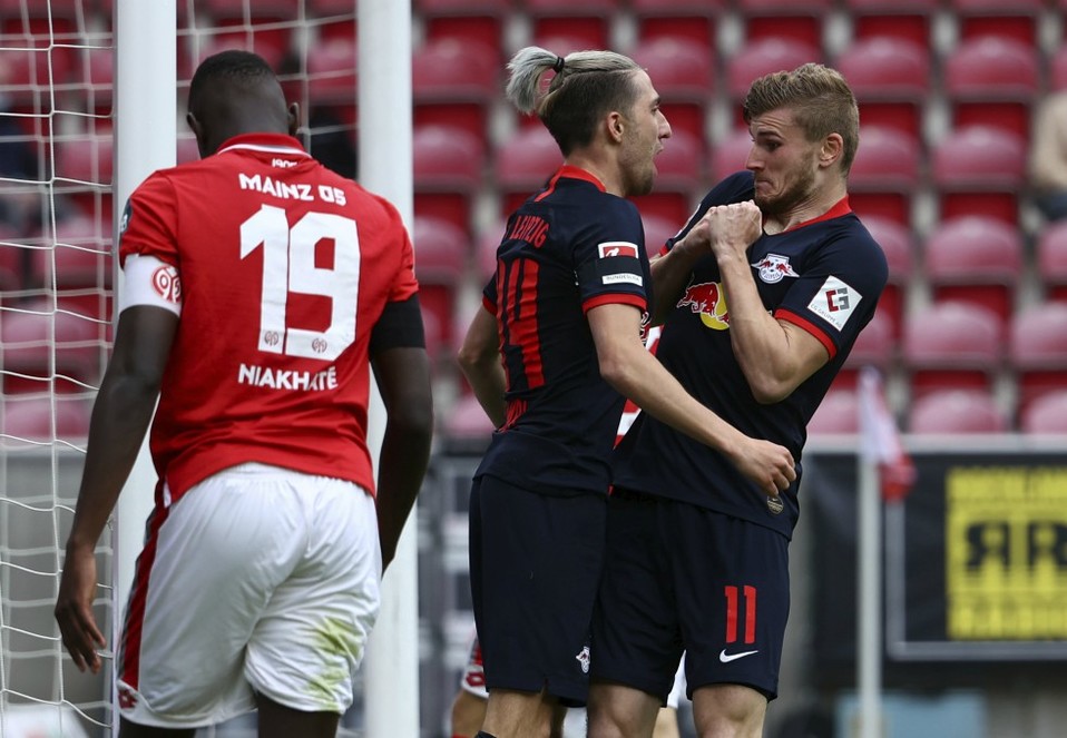 La Bundesliga está por llegar a su recta final (Foto: AFP)