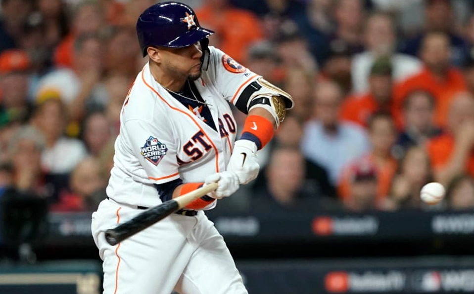 El cubano Gurriel tuvo una gran temporada en 2019. (Foto: LasMayores.com)
