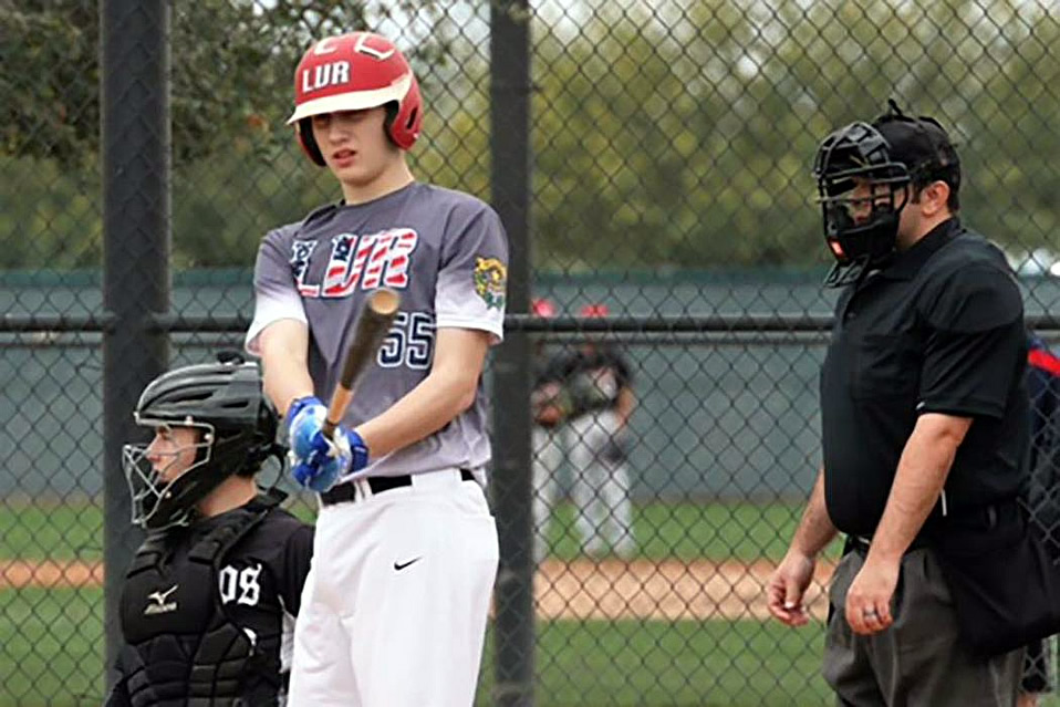 Hijo de André Agassi entra al Draft de MLB