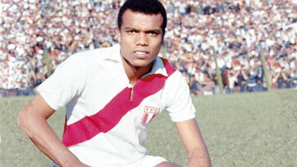 Teófilo Cubillas: con 5 goles en el Mundial, fue el mejor jugador de la Selección peruana y se ganó el reconocimiento de ser el mejor joven del torneo