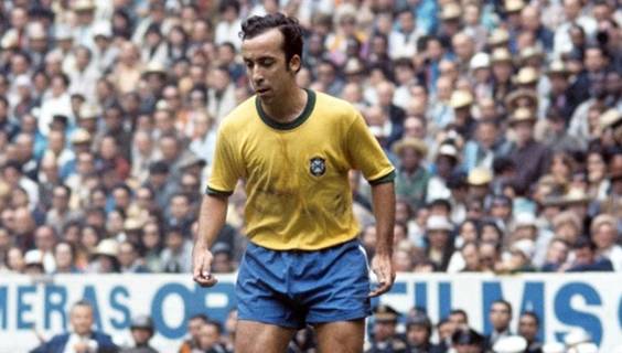 Tostao: apodado el Pelé blanco, este jugador es el complemento perfecto de aquel brasil catalogada como la mejor de todos los tiempos.