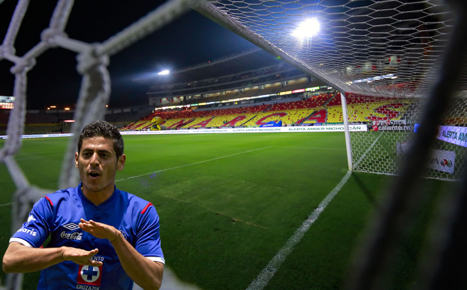 Alejandro Vela nunca jugó en Morelia, pero ha sido de los más indignados con la venta. (Imago7)