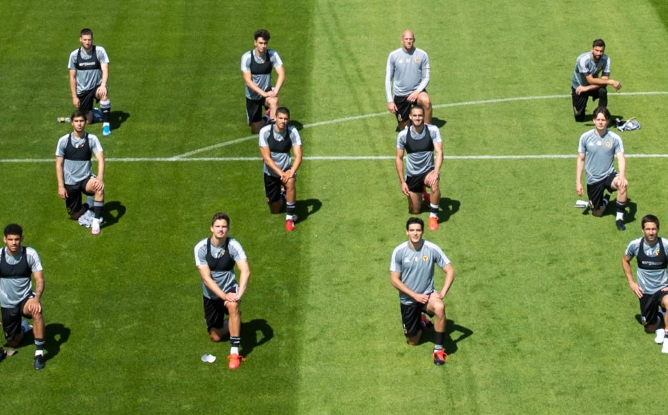 Así comenzaron el entrenamiento de este martes. (Wolves)