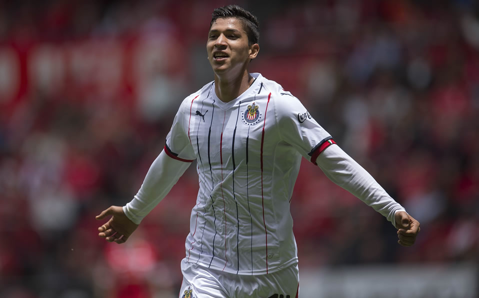Ángel Zaldívar debutó con Chivas. (Foto: Mexsport)