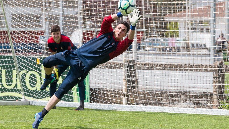 Iván Martínez | 17 años | Osasuna | Proyección: 81 puntos.