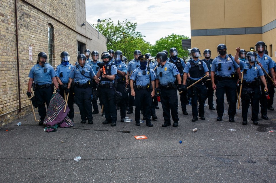 La policía de Minneapolis será transformada tras muerte de George Floyd. (Foto: AFP)