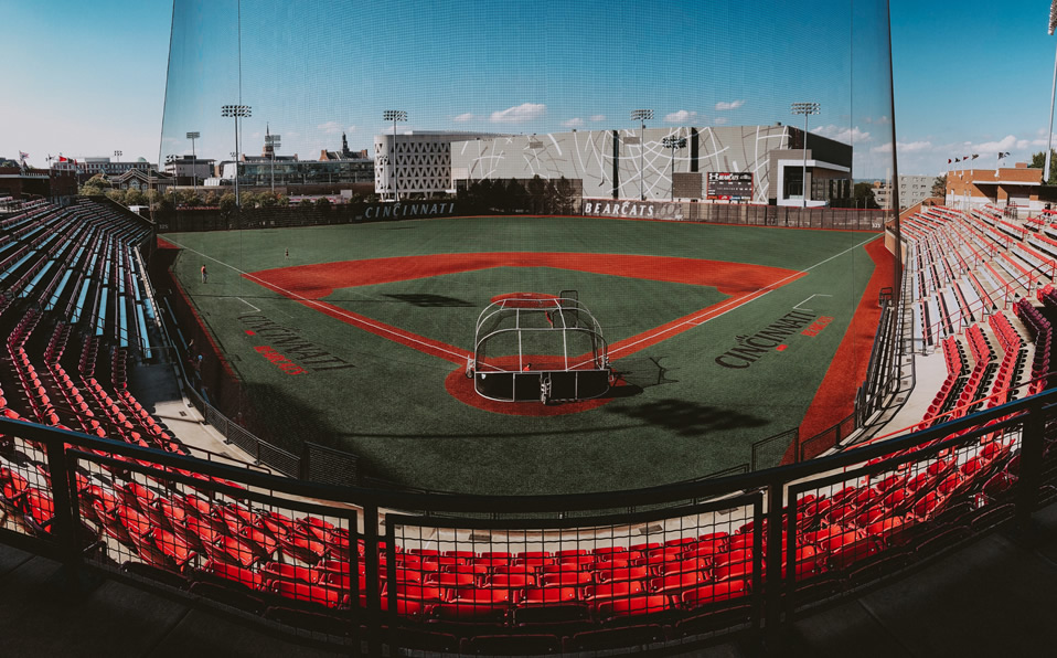 La entonces propietaria donó $2 MDD para la construcción del estadio. (Foto: @GoBearcatsBASE)