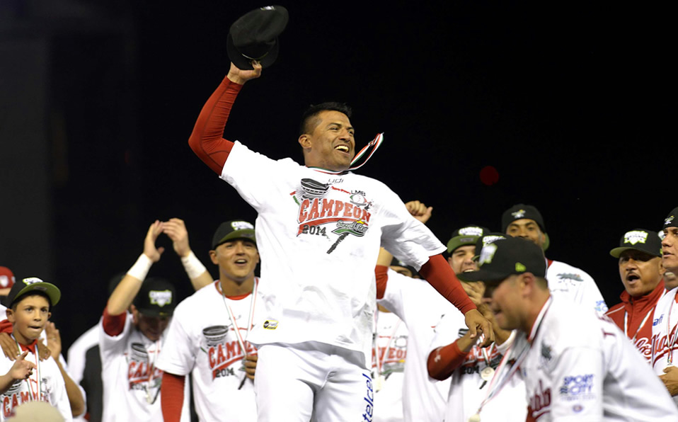 Ojeda fue catcher del equipo 14 temporadas y fue manager del título 16. (Foto: Cortesía)