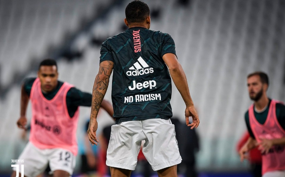 Las camisetas de la Juve en contra del racismo. Foto: @juventusfc