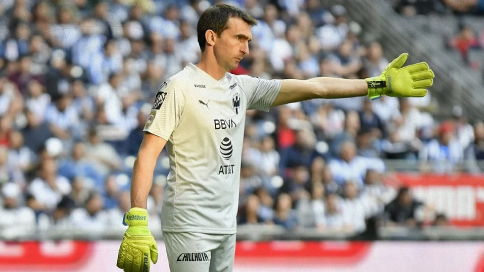 Marcelo Barovero. Pumas preguntó por el arquero, peroprefirió defender los colores del Burgos de España.