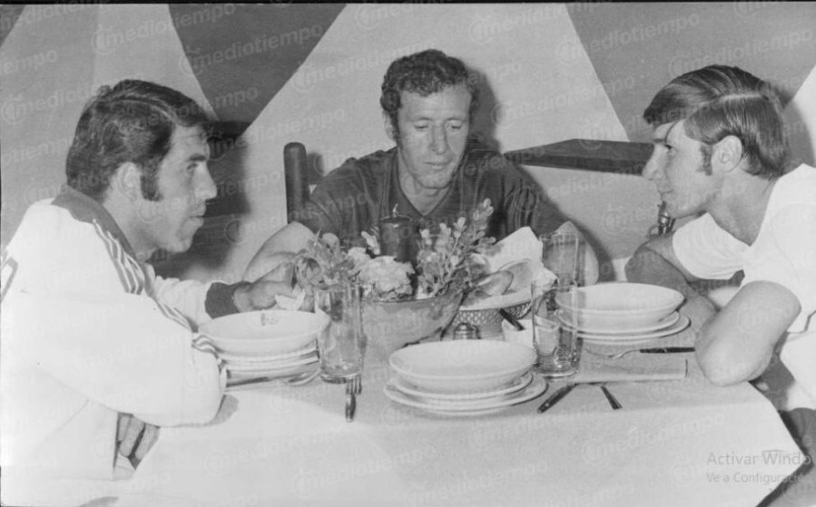 En 2004, el rector de la UNAM Juan Ramón de la Fuente ratificó a Aarón Padilla como Presidente del Consejo Técnico. FOTO: Milenio.
