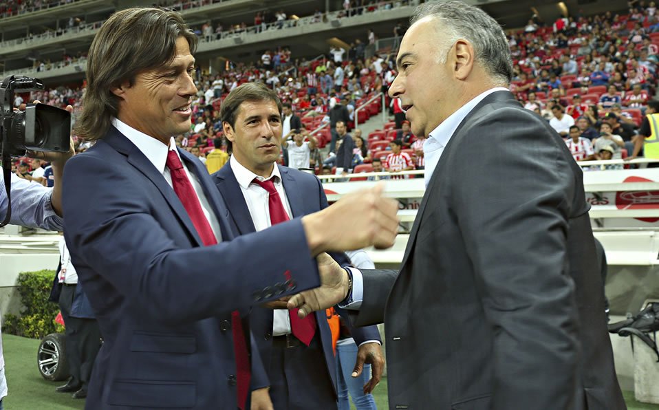 Almeyda y Memo Vázquez, posibles tapados del Inge Rodríguez (Imago7)