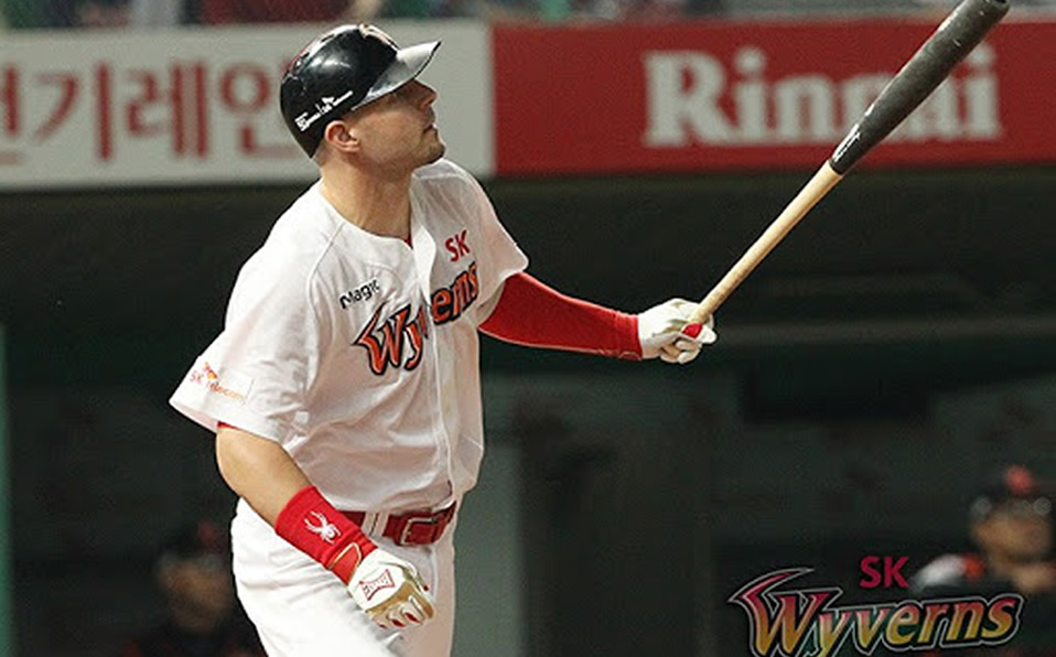 Es seguro jugar beisbol... así afirma pelotero en Corea