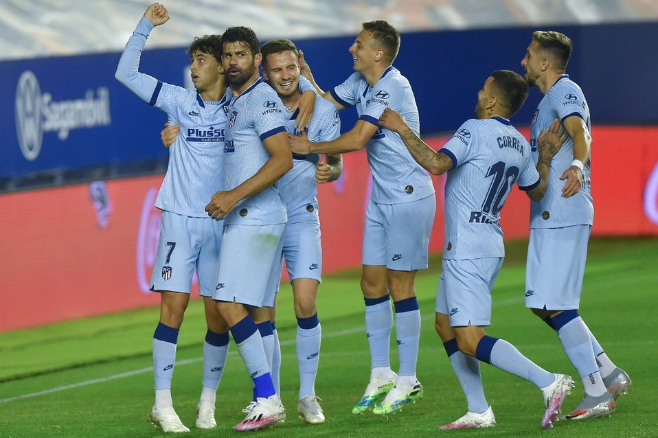 Héctor Herrera inició la jugada de gol de Joao Félix. Foto: AFP