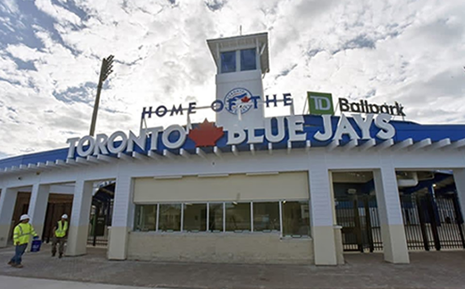 Blue Jays y Rangers cierran complejos de Spring Training por COVID-19