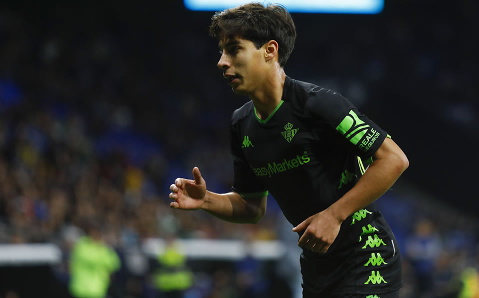 El mexicano Diego Lainez recibió la confianza (Imago7)
