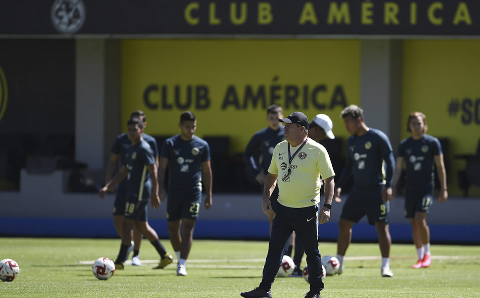 Miguel Herrera alista a sus Águilas para el Apertura 2020. (Foto: Mexsport)
