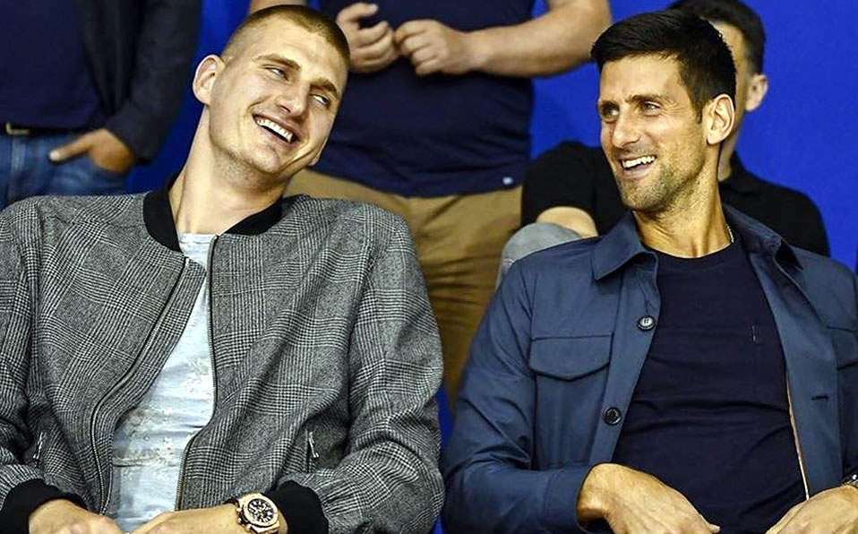 Las estrellas del deporte serbio, Jokic y Djokovic, en un evento en Belgrado. (Instagram @NikolaJokicOfficial)