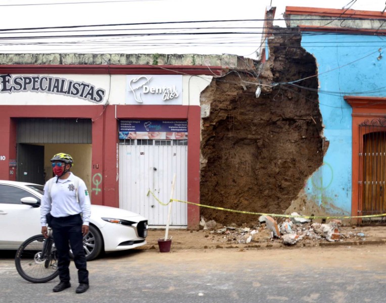El Estado de Oaxaca fue el más castigado por el temblor. FOTO: AP.