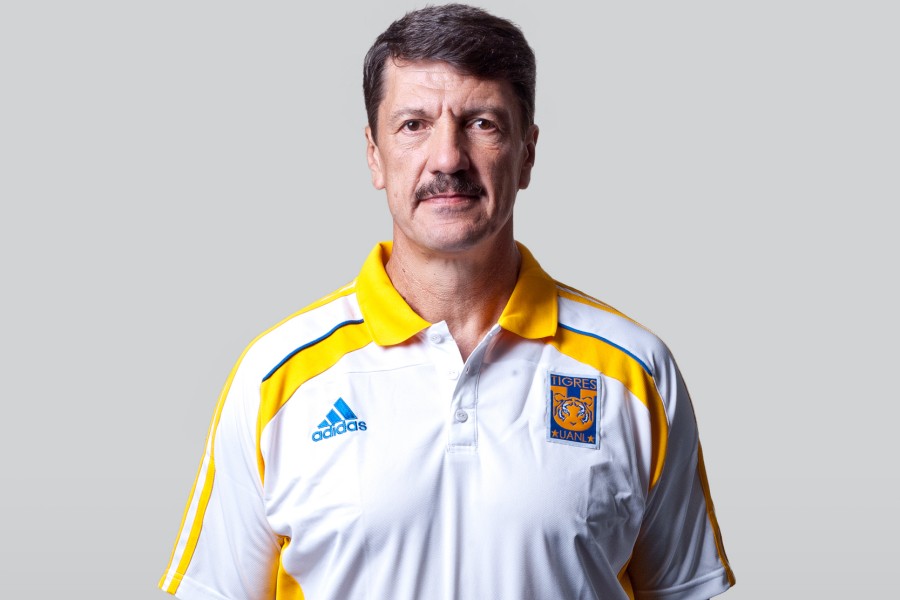 Carlos Muñoz deja al conjunto regio. FOTO: Imago7.