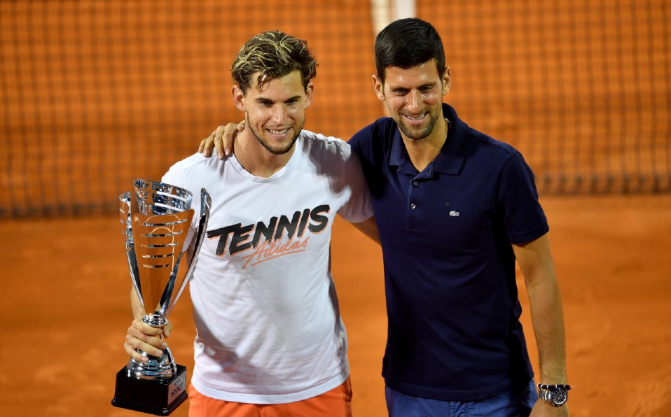 Novak Djokovic y Dominic Thiem, en el torneo del escándalo. Foto: AFP