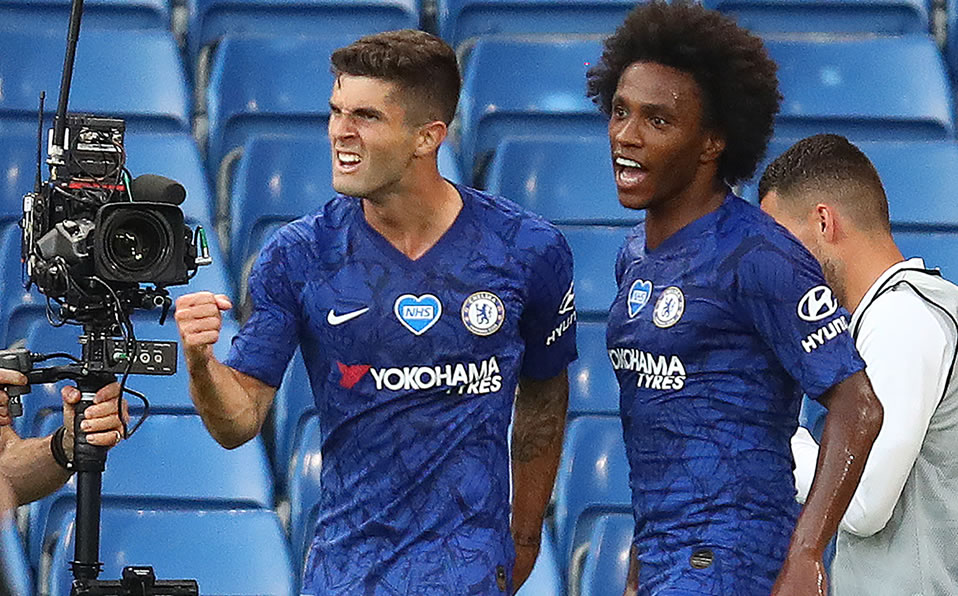 Pulisic y Willian, los verdugos de los Citizens (AFP)