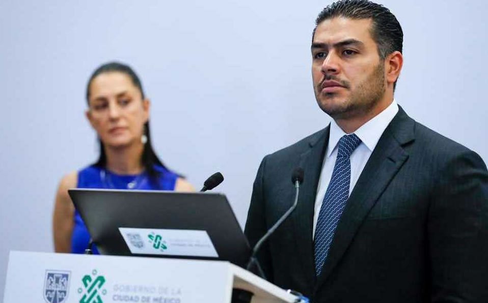 El funcionario en conferencia de prensa (Especial)
