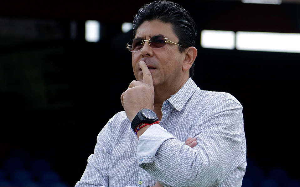 Kuri muestra pago al Montevideo Wanderers