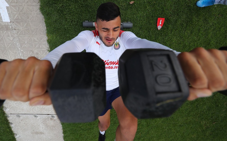 Chivas se mantienen trabajando sin ningún caso positivo de coronavirus. Foto: @Chivas