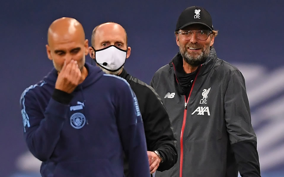 Guardiola y el City golearon recientemente al Liverpool de Klopp (AFP)