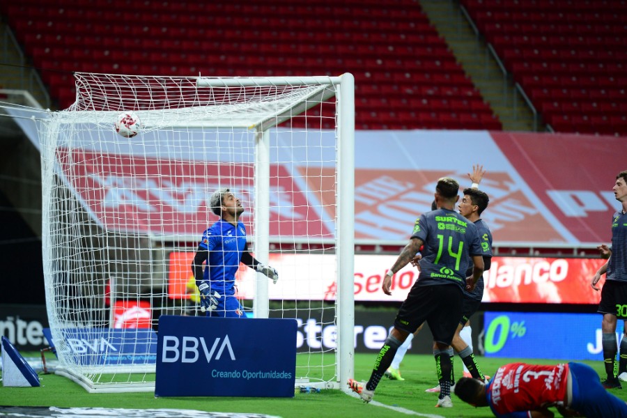 Los rojinegros cayeron en su debut en la Copa GNP por México. FOTO: Mexsport.