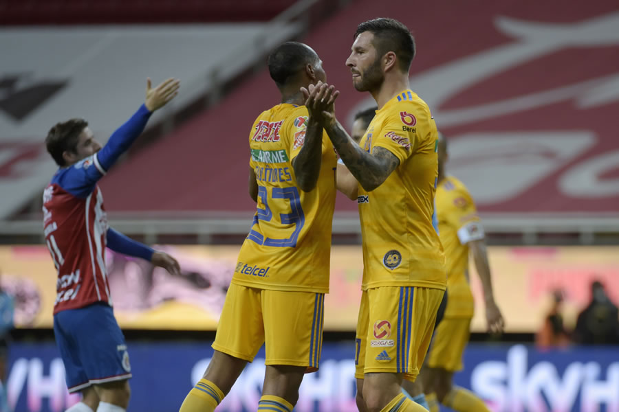 André-Pierre Gignac marcó dos tantos en el Chivas vs. Tigres. (Foto: Imago7)