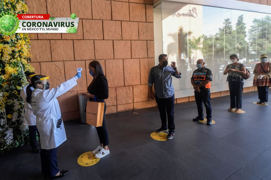 Este miércoles reabrieron las plazas comerciales en la Ciudad de México. (Foto: AFP)