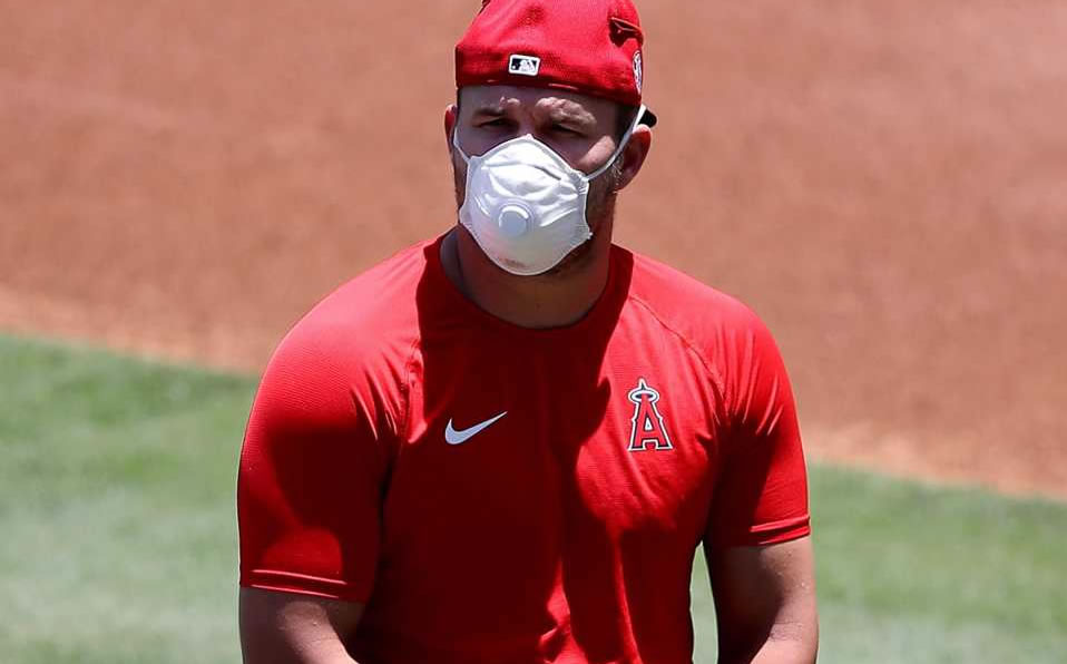 Mike Trout, el mejor beisbolista del planeta que juega para los Angels. (AFP)