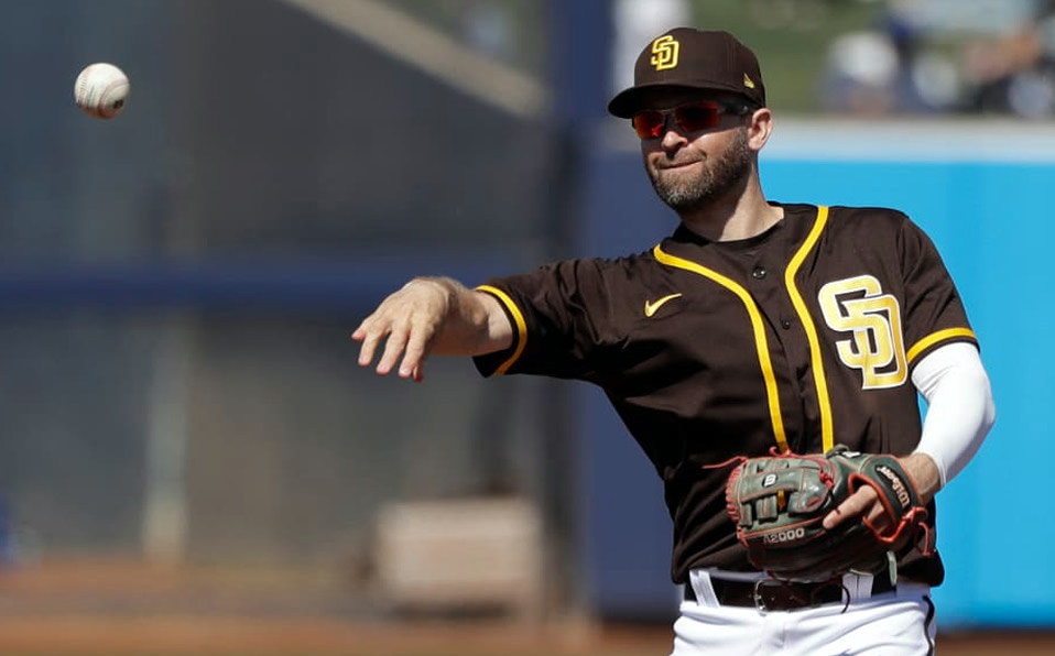 Dozier firmó en febrero y fue liberado en julio. (Foto: MLB.com)